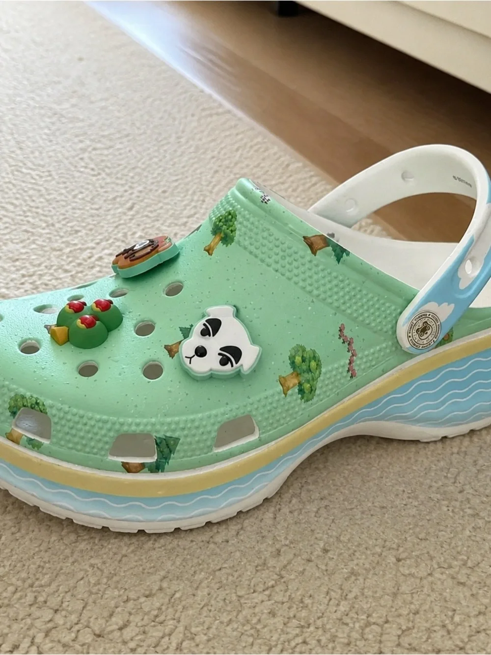 Kids' Green Character Clog Sandals - Playful Animal Print
